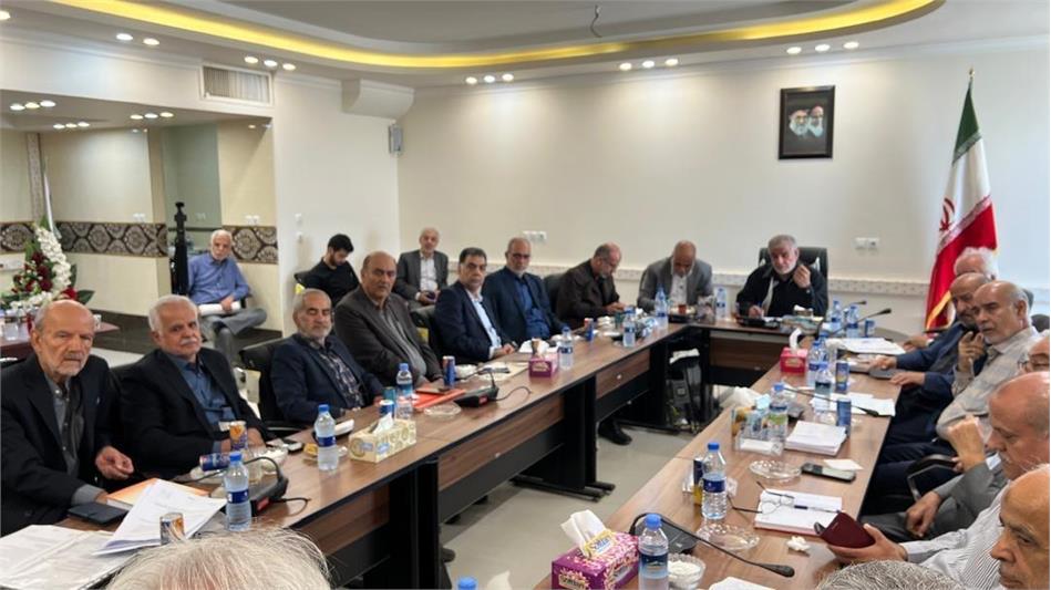 نشست مدیر صندوق و روسای کانون‌ها با مجمع نمایندگان استان یزد